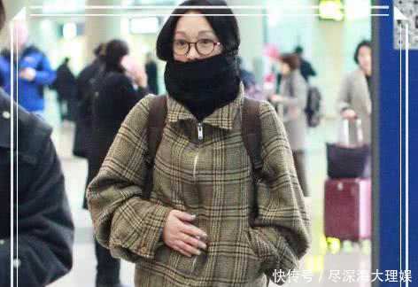 精致起来是女神，邋遢起来是大妈，娱乐圈只有周迅敢说懒得化妆