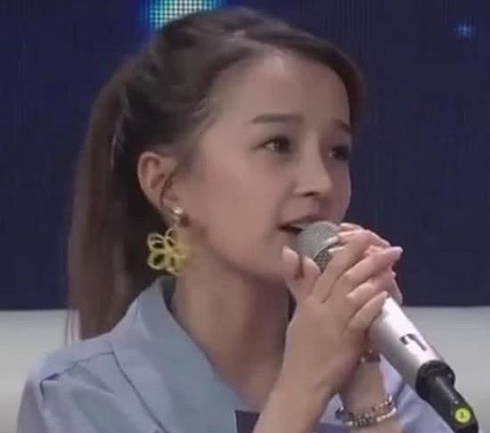 1米3的袖珍女孩变网红，身后有很多追随者，却都被她一一拒绝了！