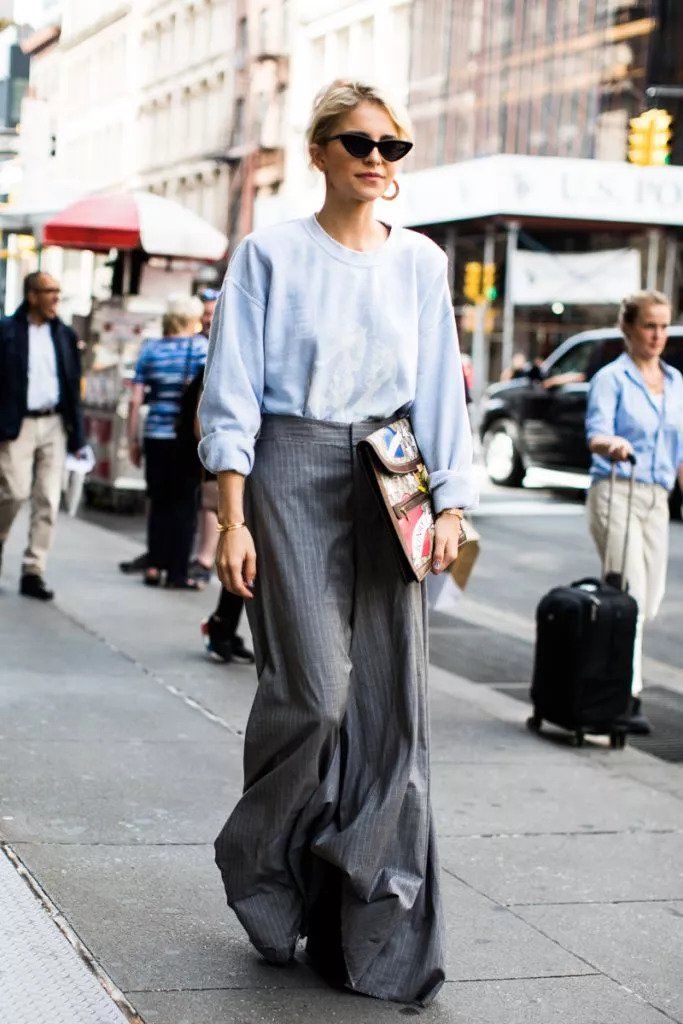 入秋后，阔腿裤的搭配也是时候升级一下了!
