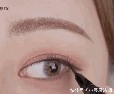 『眼线类型』内眼线和延长眼线,画眼线不手抖的方法
