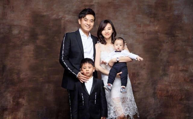 #章龄#丧偶式育儿!章龄之抱怨陈龙,相差10岁的婚姻没那么幸福