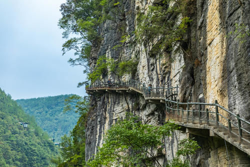 经过亿万年形成，曾是最适合人居住的神秘峡谷，令人震撼