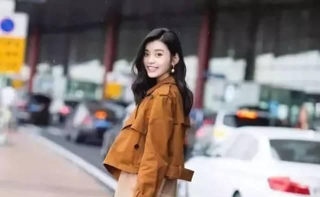  色彩：春夏的流行色彩，照着穿让你一直柔和清爽的美下去