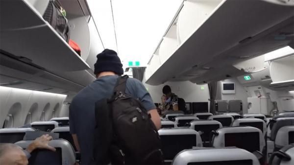 世界最长直飞航线，飞行一次要19小时，总里程16700公里