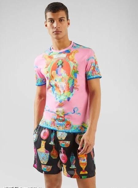  【自由】Versace春夏经典款，年轻活力潮流时尚，塑造自由不羁的男士格调