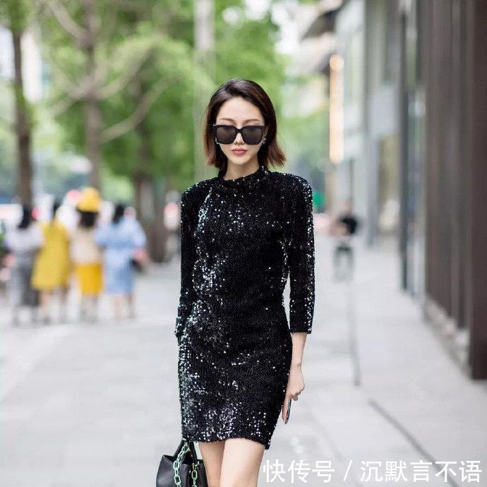  『露背设计』时尚的穿搭让我们成为街上最靓的妞