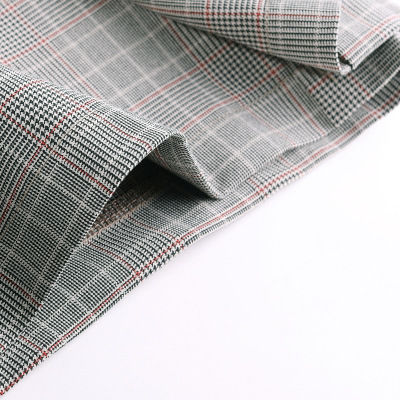 女人千万别穿平角裤，防走光超短裙裤超流行，蹲起自如不尴尬