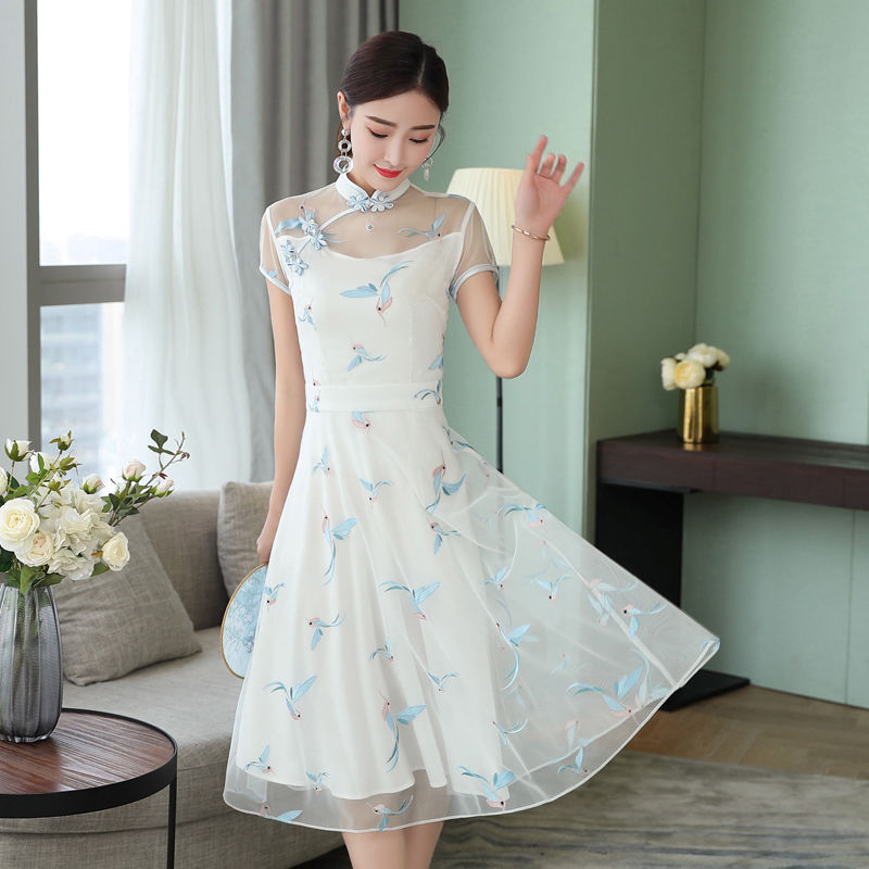 中国风旗袍连衣裙,女人这样穿很有档次,让人爱不释手