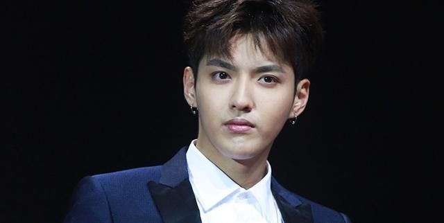 造谣吴亦凡被索赔55万，被告自曝家庭困难赔不起，吴亦凡:必须赔