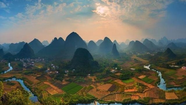 广西一座美如仙境的小县城，去桂林的游客都要来这里