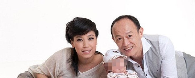  『吃香』金士杰不一般：从兽医变演员，娶小25岁娇妻当女儿养，越老越吃香