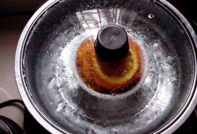  「味道」盐蒸橙子别直接放锅里了，这样做，味道好，吃了还能止咳化痰