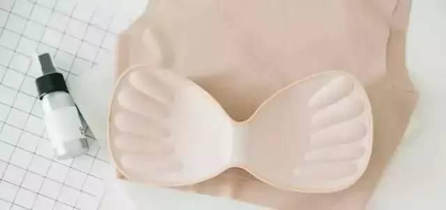 最伤乳房的行为竟是这个,再不注意就没胸了!