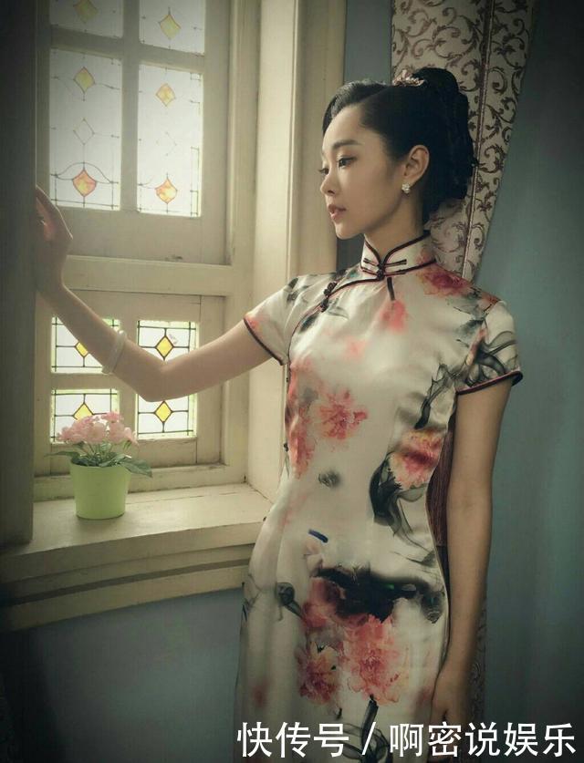 宋轶才是为旗袍而生的女子，集清纯娇媚于一身，美得妖娆又温婉！