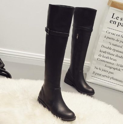 聪明人不买凉鞋,姐姐就穿上这款洋气“小短靴”,显高显瘦显身材