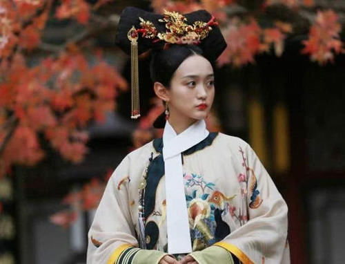  #各有千秋#新版天龙八部阵容强大，小燕子和皇阿玛加盟，阿朱阿紫各有千秋！