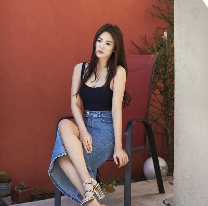  【船型翻领】买了一条衬衫裙,显瘦减龄有女人味,穿十年都不过时,真好看
