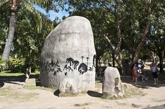 海南天涯海角就几块石头,凭什么还要95门票?