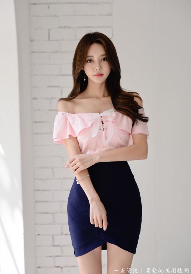 人像摄影：姑娘甜美可人又青春减龄