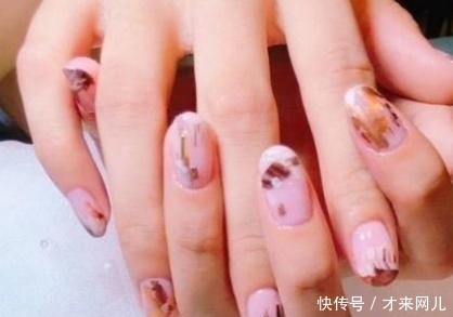 #气质#时尚美甲小白，款式咋挑合适？款款为提升你的气质而来