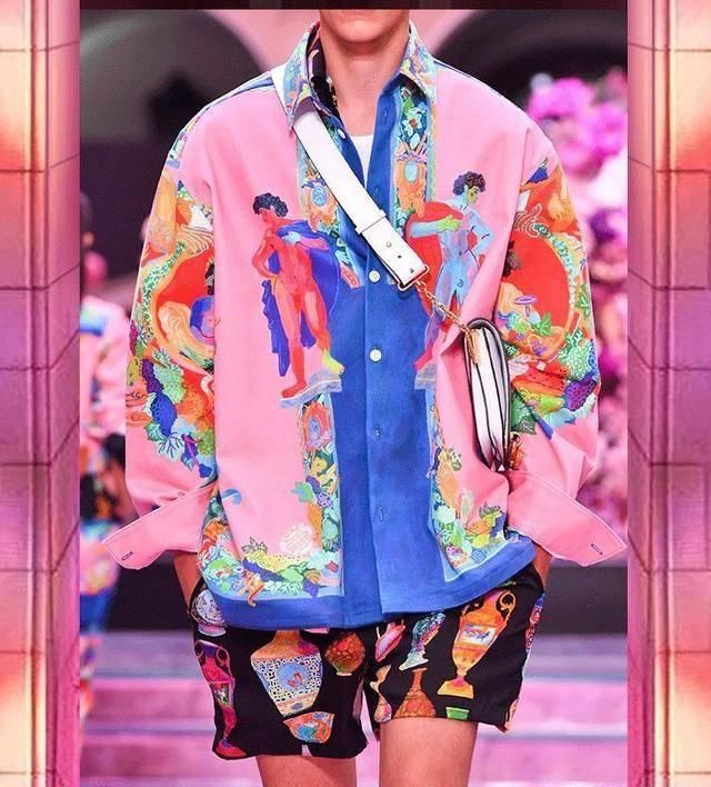  【自由】Versace春夏经典款，年轻活力潮流时尚，塑造自由不羁的男士格调