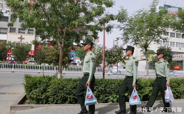 着军装外出，你需要做到这些