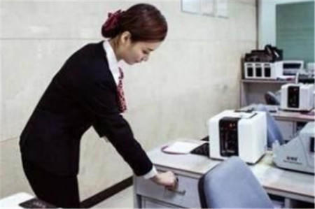 银行新规：这种存款方式收益比理财产品还高，看完涨见识了