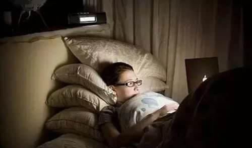 『平时』这三个习惯会让你的皮肤越来越黑,看看你都做过哪些