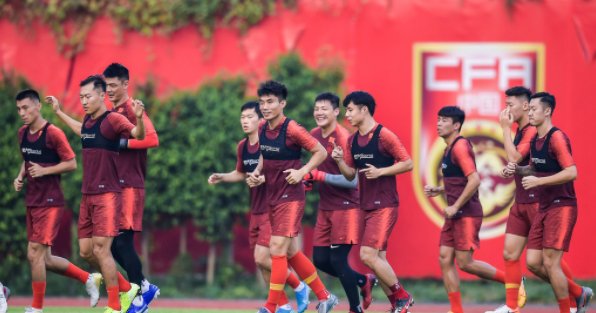  12强赛：不容有失，李铁率国足二队连战日本韩国，若不赢恐连累1