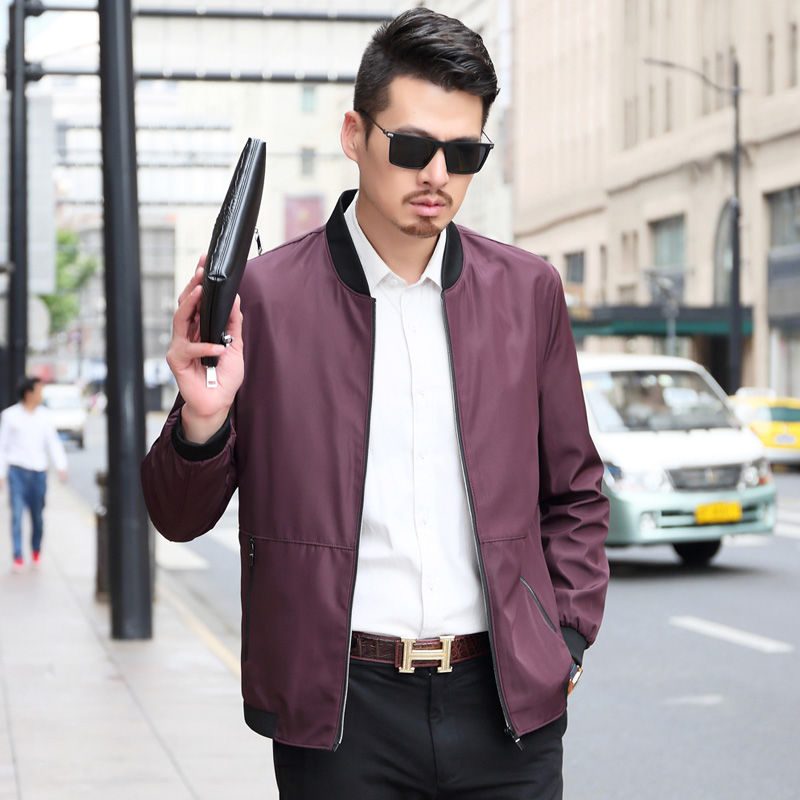 五六十男人，一定要打扮年轻点，瞧下图男人穿衣，年轻20岁不止