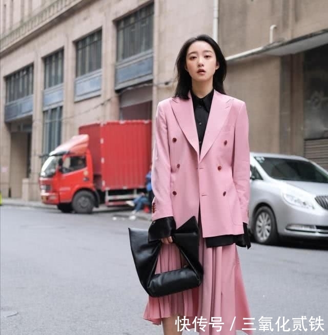  『少女』甜而不腻的粉色系穿搭，今年最全粉色系单品系列，自带甜美少女感