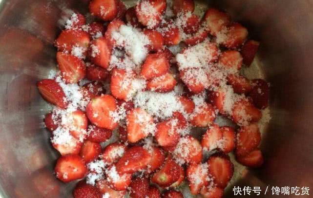 锅里煮■4月遇到这水果别嫌贵，买几斤丢锅里煮一煮，价格瞬间翻两倍！