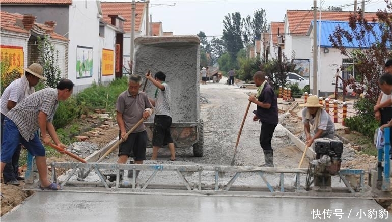  「村村」村村通却成“村村痛”, 为啥路不修宽点? 专家的解释让