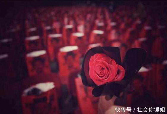 易烊千玺演唱会有多少座位