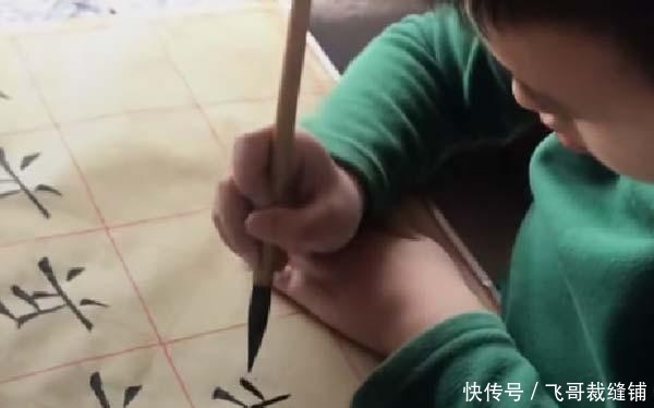  『劲练』7岁孩子写得一手精妙绝伦的柳楷，笔法劲练，让书法家们汗颜