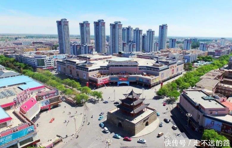 甘肃面积最大的城市，占甘肃总面积的42%，相当于江浙两省的总和