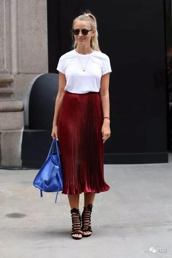 今夏最吸睛的30种半裙搭配，太美了!