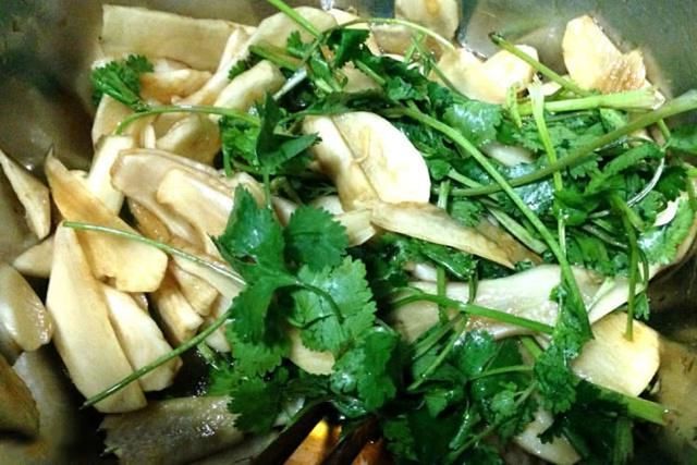  冬天|农村最省钱的一种菜，往墙角种上几颗，就够全家人吃一整个