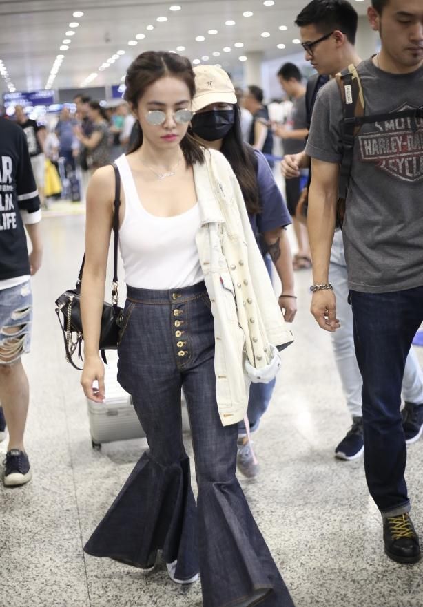 155蔡依林与175超模同台，却一样长的腿！差的20cm在哪