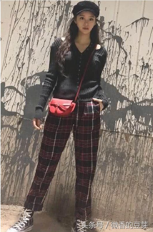 欧阳娜娜怎么回事?大长腿秒变“大象腿”，网友:真是看不下去了