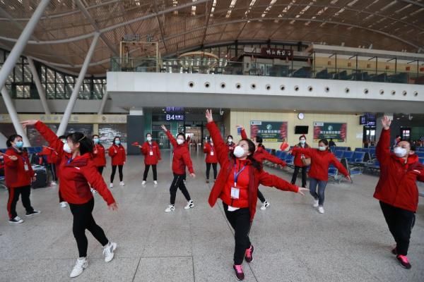  『感谢』湖南、江西援鄂医疗队返程不忘感谢湖北