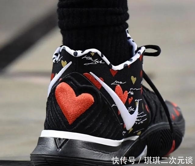  『球员』NBA球员上脚：欧文这赛季穿的球鞋，这些配色很有纪念意义！