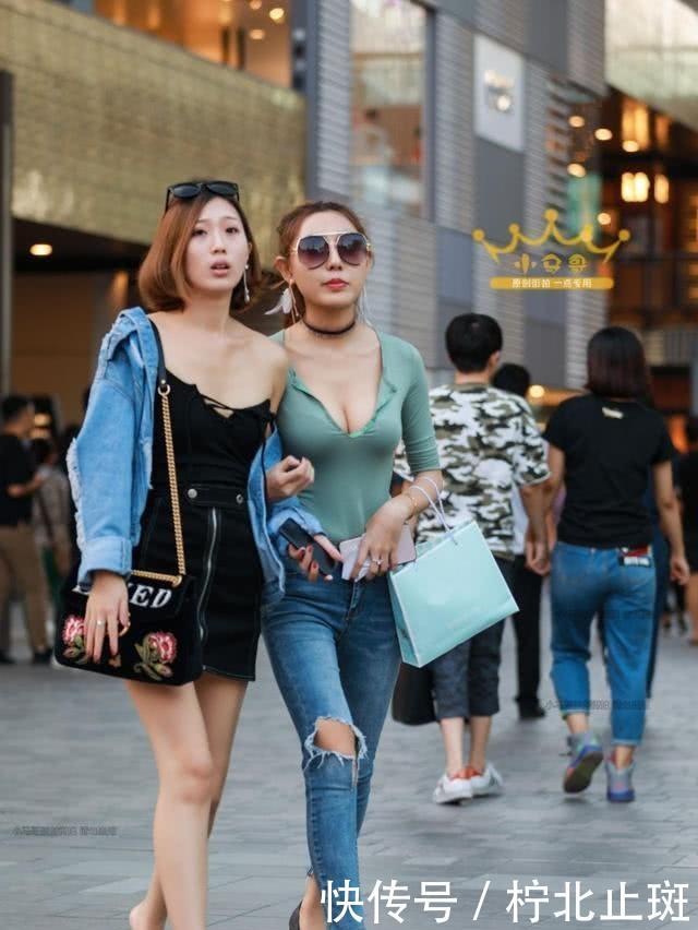 「极具」街拍时尚秀:极具亲和力的微胖美女,给你不一样的美感!