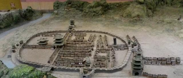 秋天到了，迈开脚步去旅游吧！四川和贵州的免费美景都在这里了