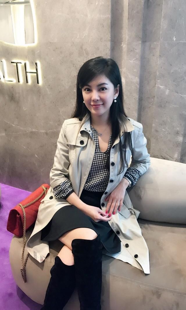 《爱情公寓》的秦羽墨现身活动,网友:赵文琪我有点认不出你了!