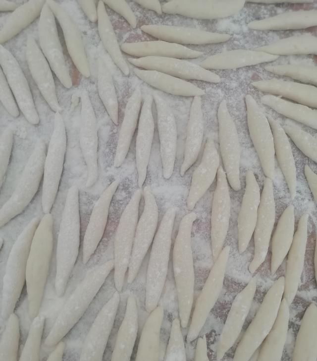  酱汁@好吃的土豆面鱼鱼：配上万能酱汁，味道好极了！