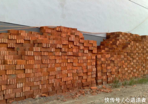 农村一直用红砖盖房子，现在为什么禁止了？内行说出真实原因