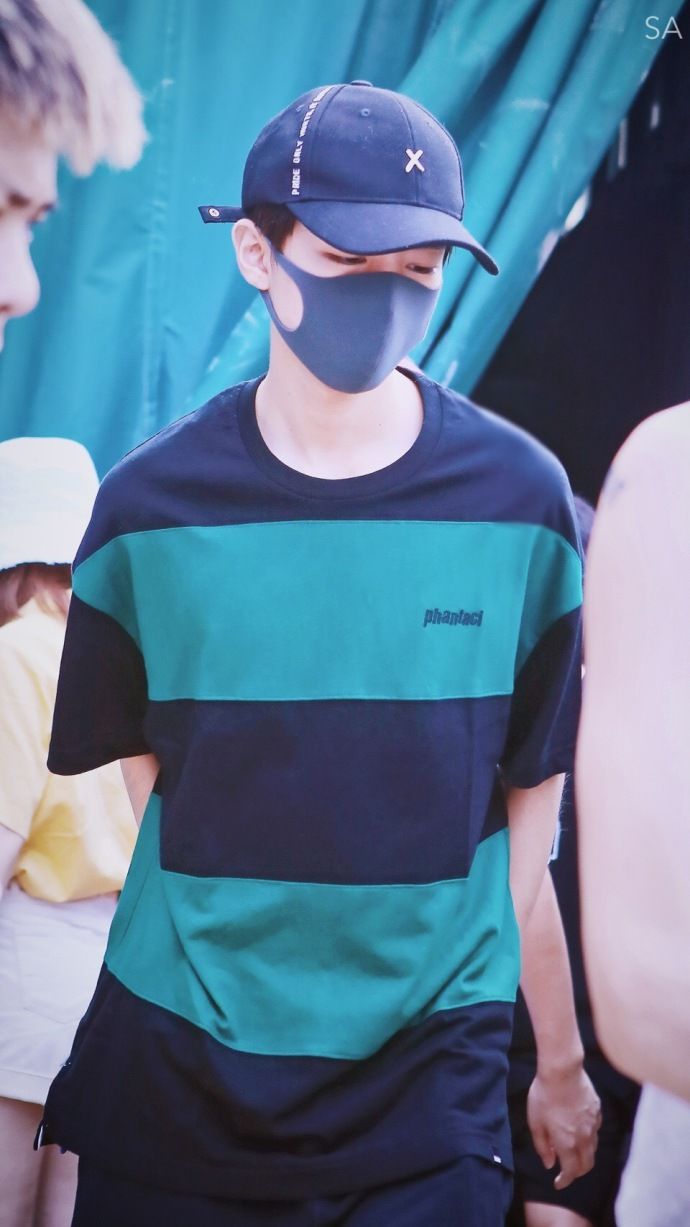 王俊凯常上身的T恤TPHANTACI，原来是《好声音》导师周杰伦创立的