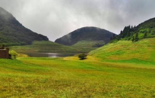 最似“佛像”的山峰，气象景观变幻莫测，还可站在栈道俯瞰森林