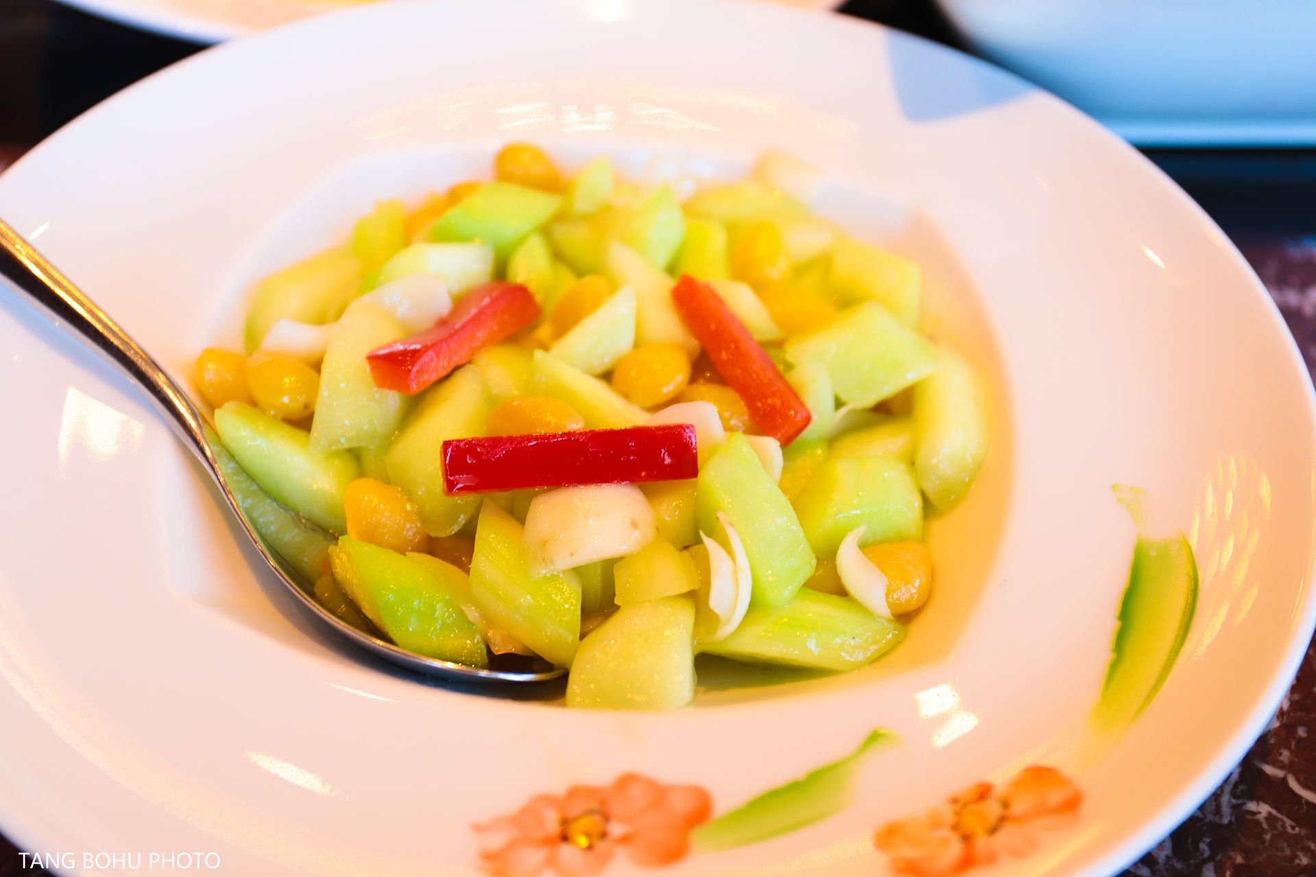 尽享深圳世外桃源的秘境之美，开启一段温泉之旅！